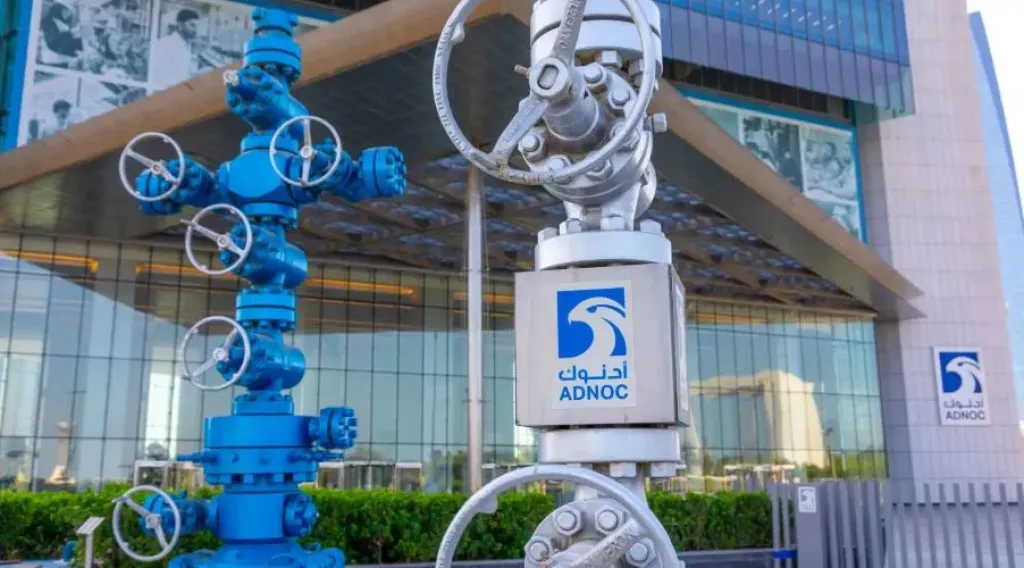 أدنوك الإماراتية: عملياتنا مستمرة.. وندير مستويات الإنتاج البحري بعناية