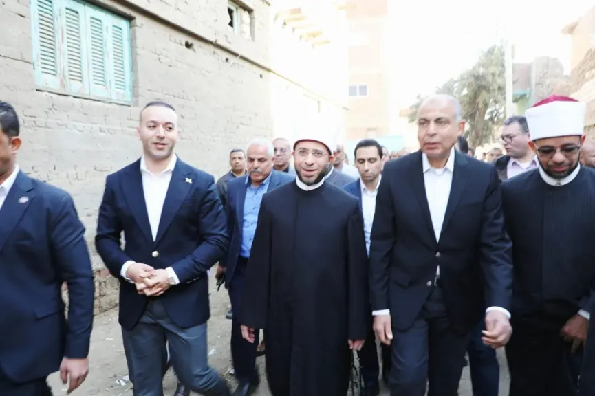 وزير الأوقاف ومحافظ المنيا يفتتحان مسجد الشيخ محمد دوداي في قرية طنبدى بمغاغة