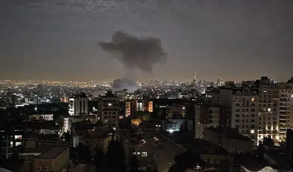 سماع دوي انفجارات عنيفة في طهران