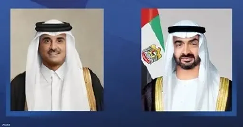 الرئيس الإماراتي وأمير قطر يشددان على اتخاذ الإجراءات التي تصون أمن البلدين في اتصال هاتفي