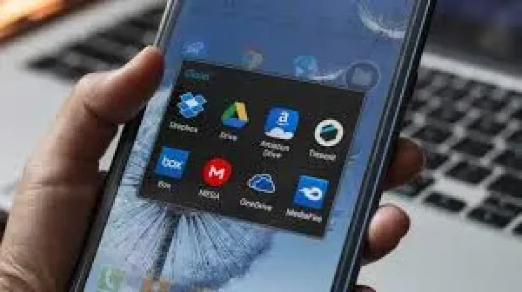 تخلص من أزمة امتلاء ذاكرة هاتفك بدون حذف صورك الثمينة