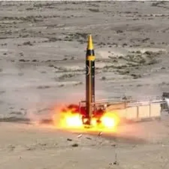 الحرس الثوري يطلق الموجة 28 من الصواريخ على بئر السبع وتل أبيب