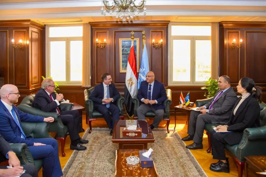 محافظ الإسكندرية يستقبل سفير المملكة المتحدة لبحث سبل التعاون المشترك