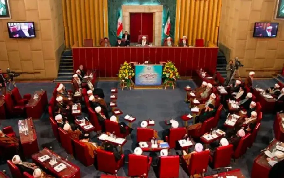 عضو بمجلس خبراء القيادة الإيراني: غالبية الأعضاء تؤيد مجتبى خامنئي مرشدا أعلى
