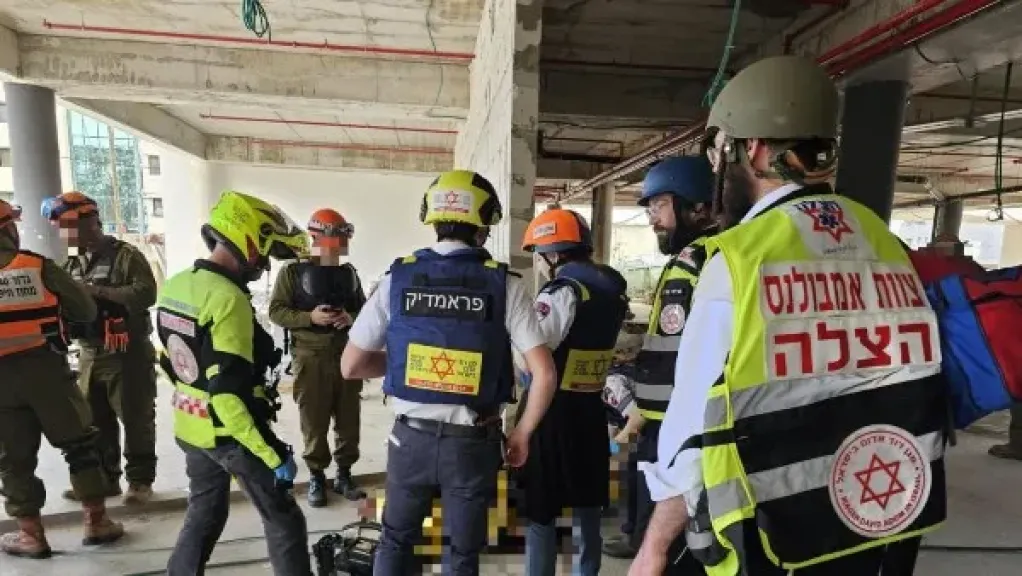 إصابات خطيرة في إسرائيل بعد هجوم صاروخي يُشتبه بأنه قنبلة عنقودية