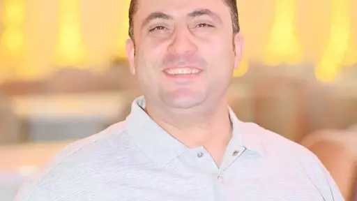 عمرو الرويني: الاستثمار العقاري الناجح يبدأ من اختيار المنطقة
