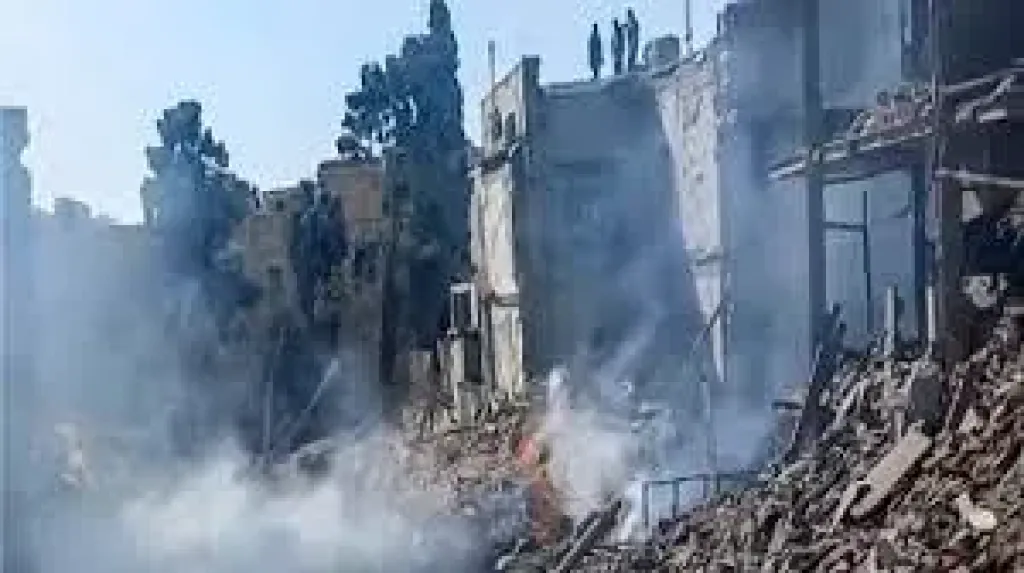 الهلال الأحمر الإيراني: نحو 16 ألف منزل تدمروا أو تضرروا بسبب الهجمات الأمريكية الإسرائيلية