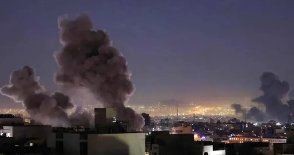 أكسيوس: واشنطن طلبت من إسرائيل وقف استهداف منشآت الطاقة في إيران