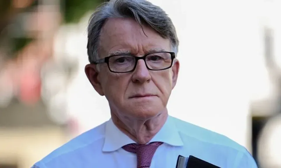 المملكة المتحدة تنشر ملفات بشأن تعيين ماندلسون صديق إبستين سفيرا