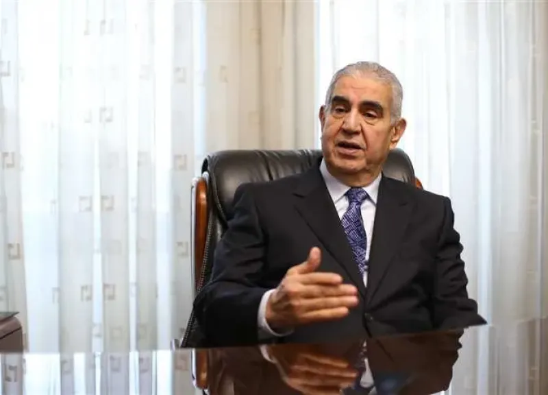 رجال الأعمال تطالب بخفض العائد على سعر إقراض القطاع الخاص إلى 10% بسبب الأعباء الحالية