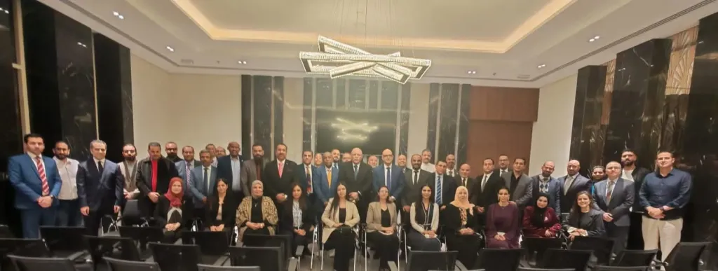 السفير المصري فى الكويت يعقد اجتماعاً مع عدد من أعضاء الجالية المصرية