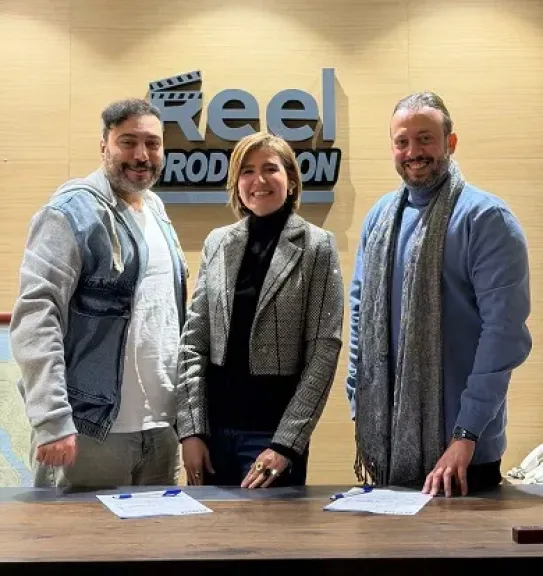 هنا شيحة تتعاقد على بطولة فيلم حين يكتب الحب