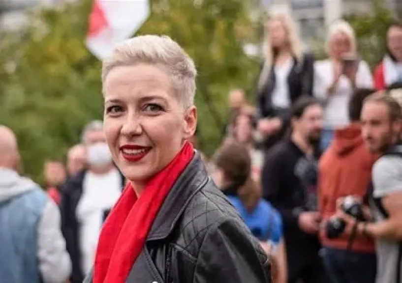 الناشطة البيلاروسية كوليسنيكوفا تتسلم جائزة شارلمان في ألمانيا بعد إطلاق سراحها