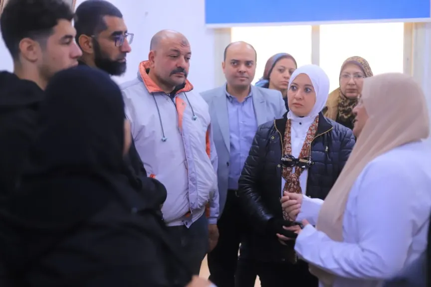 محافظ الإسكندرية يكلف أميرة يسن تزور المصابة بمستشفى جمال حمادة للاطمئنان عليها