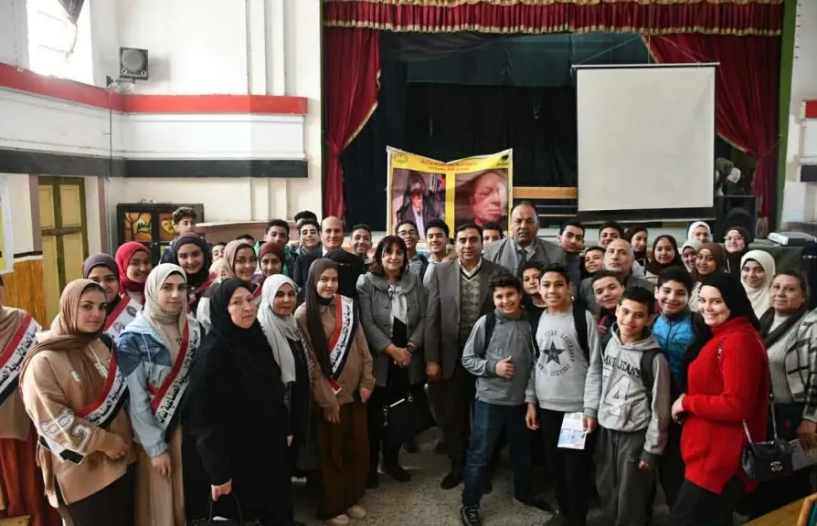 السكة الحديد تنظم ندوة توعية لطلبة مدارس المحلة الكبرى لتعزيز أخلاقيات التعامل مع المرافق العامة