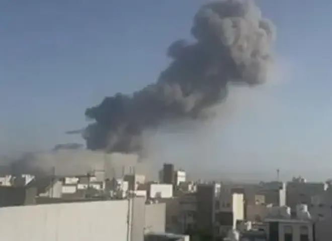 وكالة تسنيم الإيرانية: سقوط مقذوف في محيط محطة بوشهر النووية