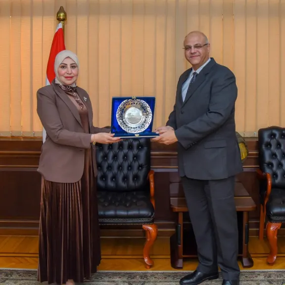 محافظ الإسكندرية يستقبل قنصل عام ليبيا لبحث سبل تعزيز التعاون المشترك بين الجانبين