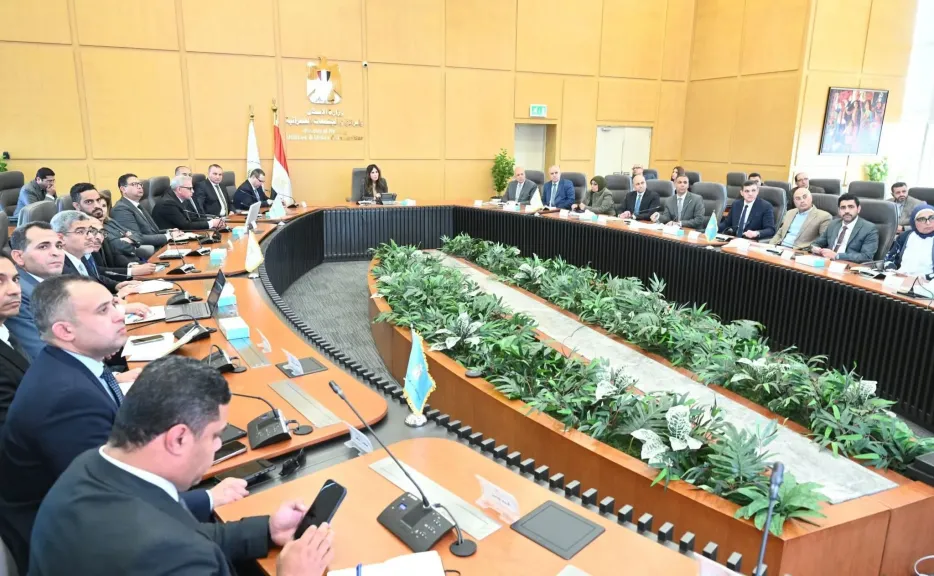 وزيرة الإسكان تعقد اجتماعًا موسعًا لمتابعة الموقف التنفيذي للمشروعات