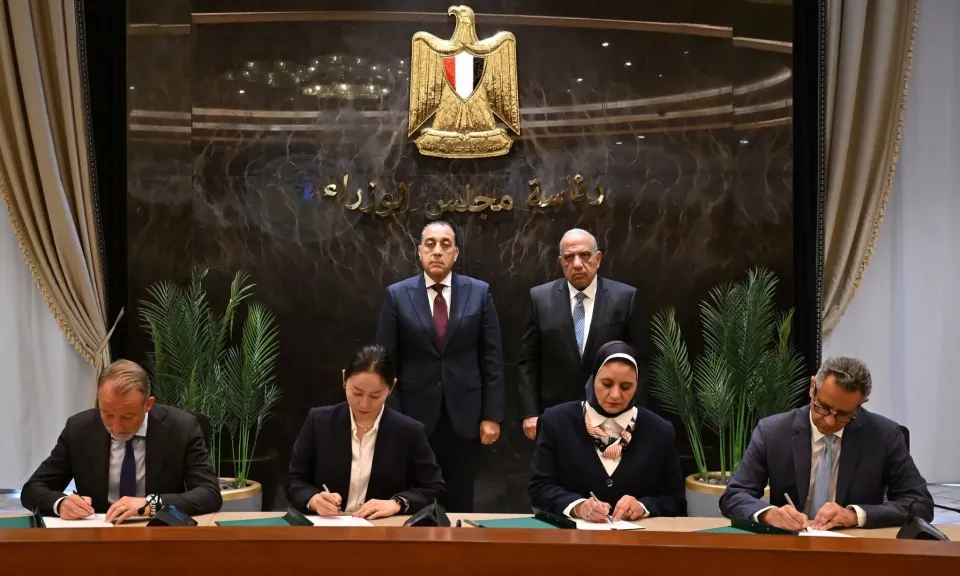 رئيس الوزراء: توقيع حزمة من اتفاقيات شراء الطاقة لمشروعات طاقة متجددة