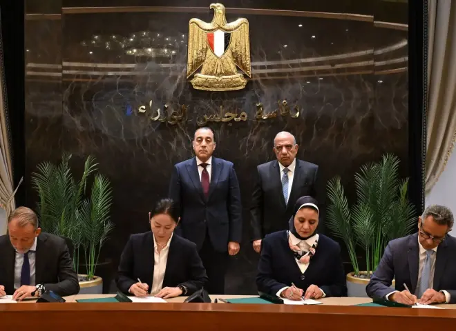 رئيس الوزراء: توقيع حزمة من اتفاقيات شراء الطاقة لمشروعات طاقة متجددة