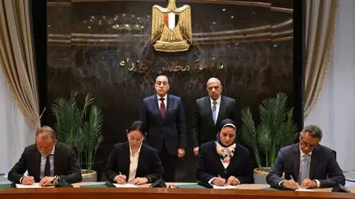 رئيس الوزراء: توقيع حزمة من اتفاقيات شراء الطاقة لمشروعات طاقة متجددة