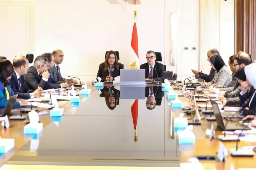 وزيرا التخطيط والتنمية المحلية يبحثان ملامح الخطة الاستثمارية للعام المالي 2026/2027