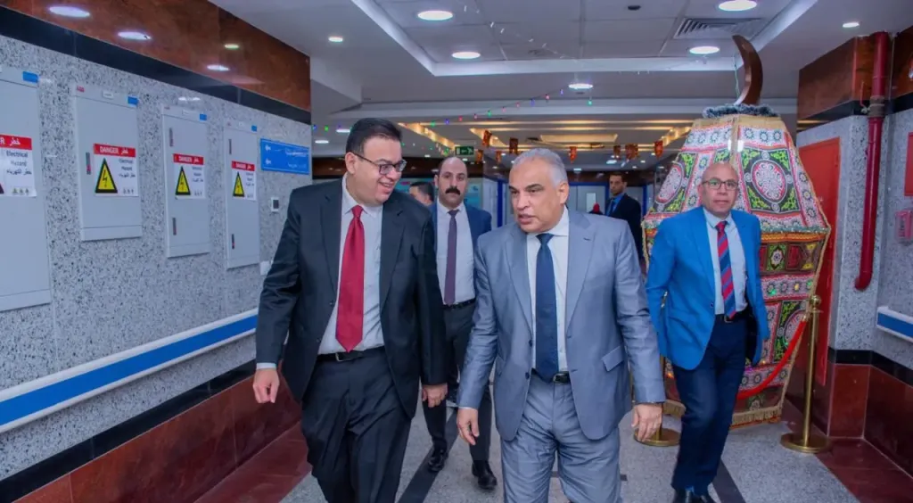 رئيس جامعة طنطا يتفقد المستشفيات الجامعية للاطمئنان على الجاهزية القصوى خلال عيد الفطر