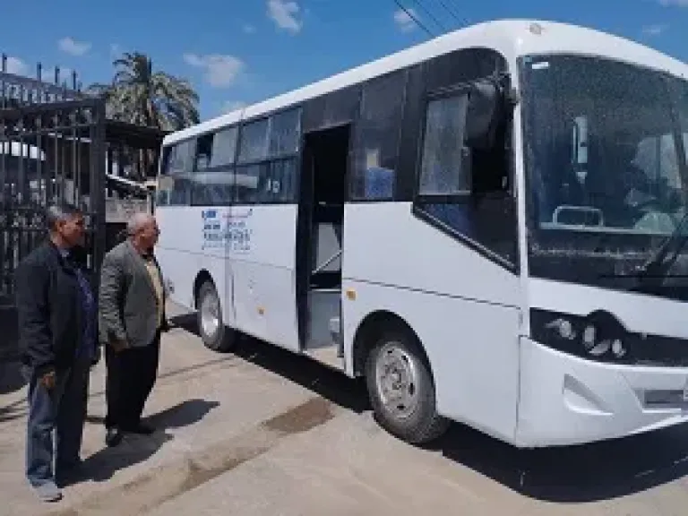 شكاوى من زيادة تعريفة الركوب بالمنيا.. والسكرتير العام يتفقد المواقف ميدانيا