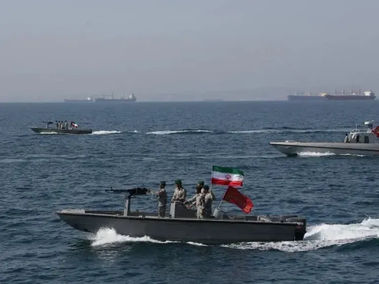 إيران تهدد بإغلاق مضيق هرمز بالكامل ردا على تهديدات ترامب