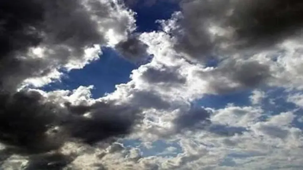 الأرصاد تحذر من 3 ظواهر مؤثرة.. درجات الحرارة المتوقعة اليوم الاثنين