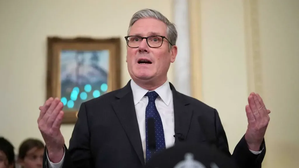 رئيس الوزراء البريطاني يستبعد انضمام بلاده للحرب الأمريكية الإسرائيلية على إيران