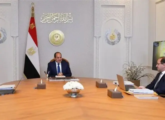 «بمتابعة شخصية».. الرئيس السيسي يطلع على مقترحات زيادة أجور العاملين بالدولة في اجتماع مع الحكومة