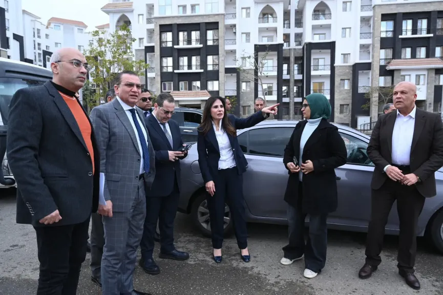 وزيرة الإسكان تتابع موقف الخدمات بالحى السكني الثالث ”R3” بالعاصمة الجديدة