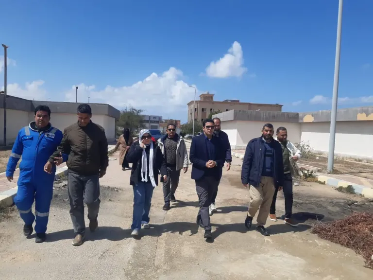 نائب محافظ مطروح يتفقد الخزانات الاستراتيجية لمياه الشرب بمدينة مرسى مطروح