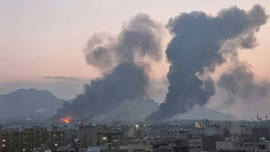 محافظ أصفهان: تضرر محطتي كهرباء جراء هجوم أمريكي إسرائيلي