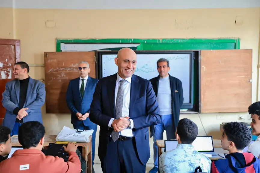 جولة مفاجئة لوزير التربية والتعليم بمحافظة الغربية