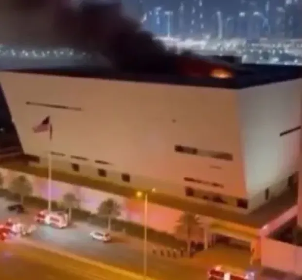 الإمارات.. استهداف مبنى لشركة الثريا للاتصالات في الشارقة بمُسيرة إيرانية