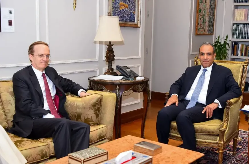 وزير الخارجية يستقبل نائب سكرتير عام جهاز الخدمة الخارجية للاتحاد الأوروبي