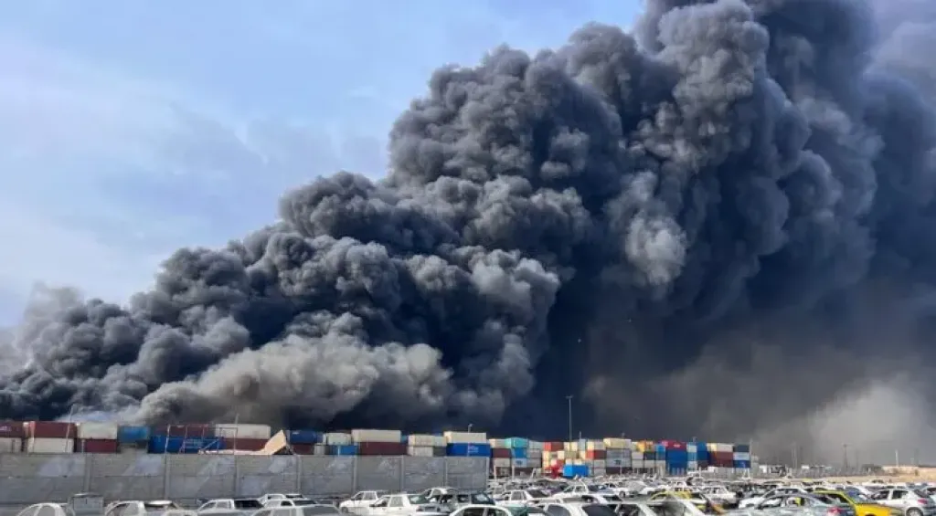 إعلام إيراني: هجوم أمريكي إسرائيلي على رصيف إيراني بجزيرة قرب هرمز