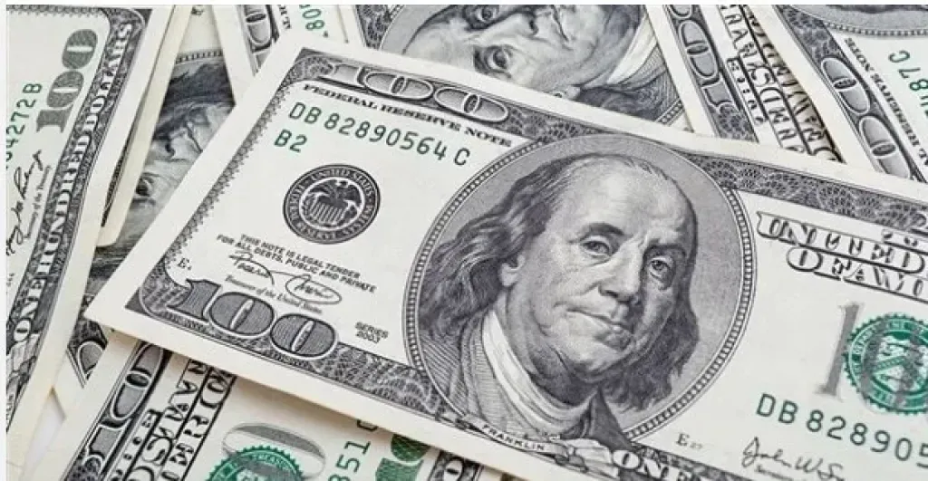 الثلاثاء 31 مارس 2026.. الدولار يقلص مكاسبه بختام تعاملات اليوم