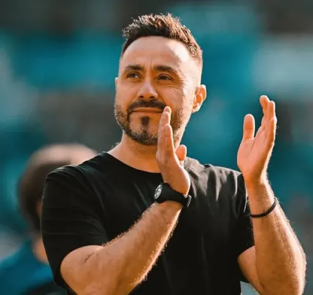 رسمياً: روبرتو دي زيربي مديراً فنياً لـ توتنهام