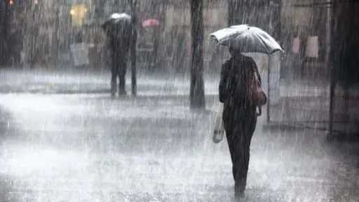 طقس الإثنين: أمطار ورياح مثيرة للأتربة تضرب عدة مناطق واضطراب الملاحة