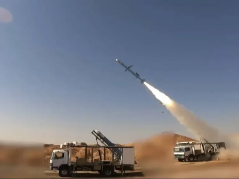 إيران: قصفنا مواقع في إسرائيل وأهدافا في الكويت والبحرين