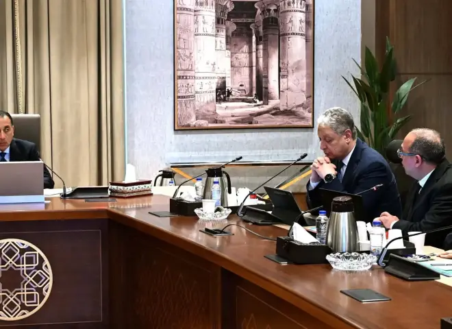 مدبولي يستعرض خطة وآليات العمل في المرحلتين الثانية والثالثة من مبادرة ”حياة كريمة”