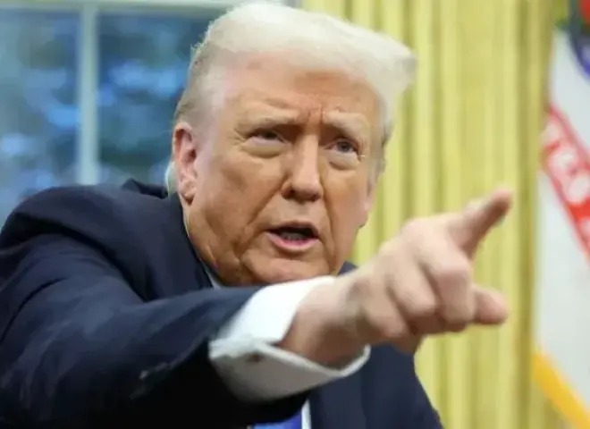 عزل الرئيس الإمريكي من منصبة بموجب تعديل المادة 25 من الدستور