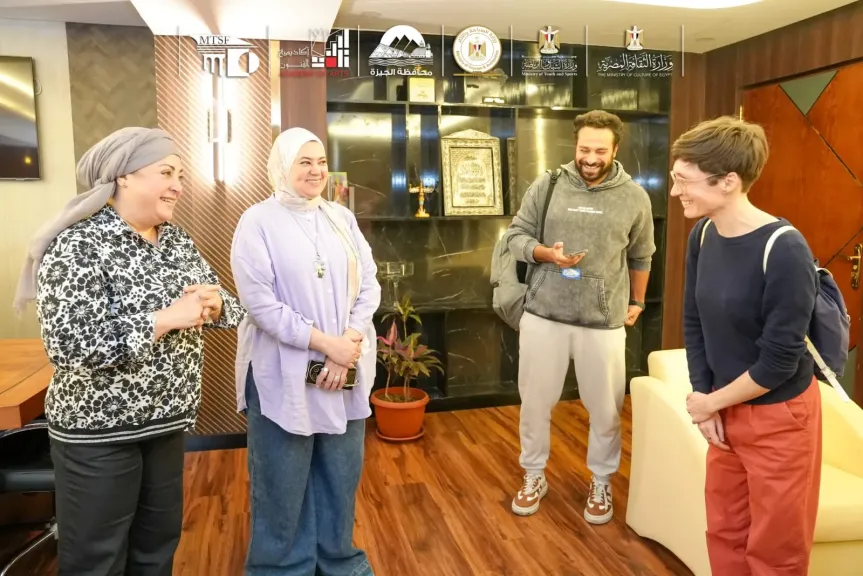 أكاديمية الفنون تفتح آفاق الإبداع بورشة للرقص المعاصر بمشاركة مدربة نمساوية بمهرجان الفضاءات المسرحية