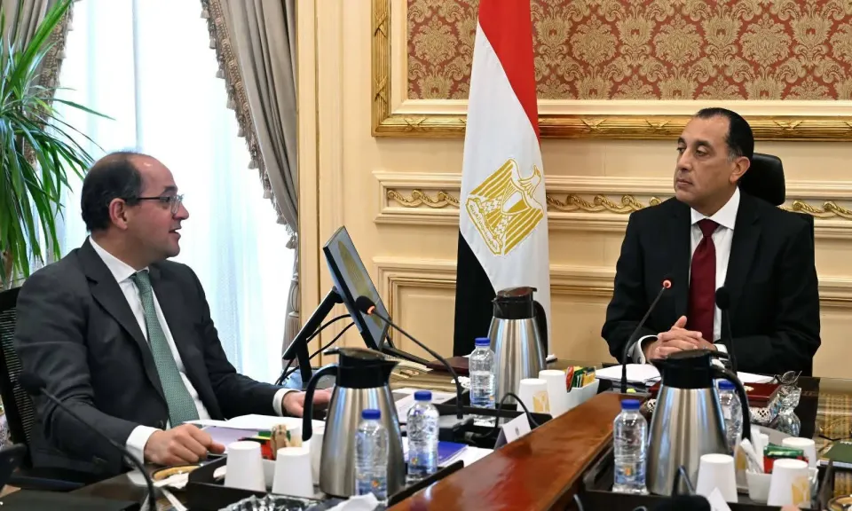رئيس الوزراء يتابع مع وزير المالية عددًا من ملفات العمل