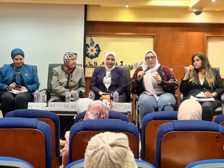 أكاديمية البحث العلمي تناقش مستقبل العمل الرقمي في مصر وتوصي بتطوير التشريعات والحماية الاجتماعية