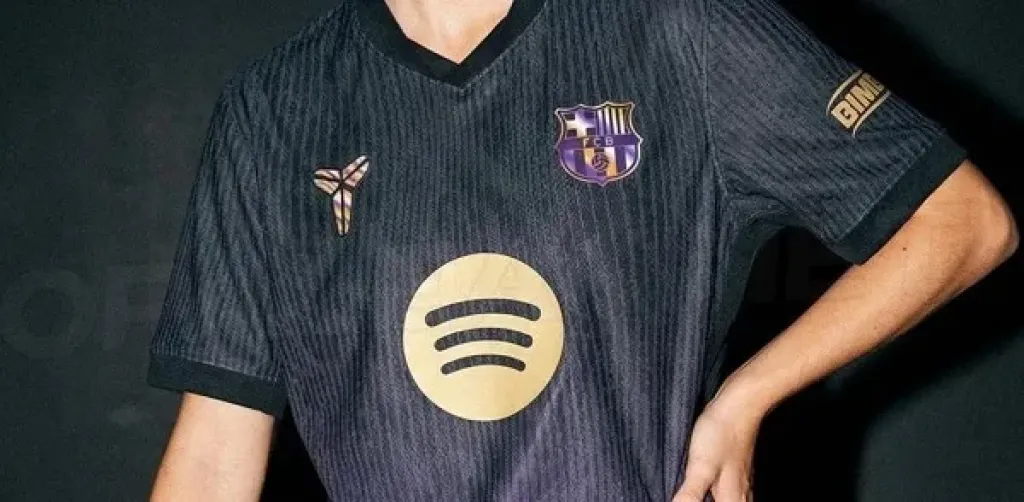 تسريبات تكسف قميص برشلونة الجديد بالتعاون مع أسطورة كرة السلة