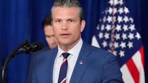 وزير الحرب الأمريكي: سننفذ أكبر موجة ضربات ضد إيران اليوم وتصعيد أكبر غدا